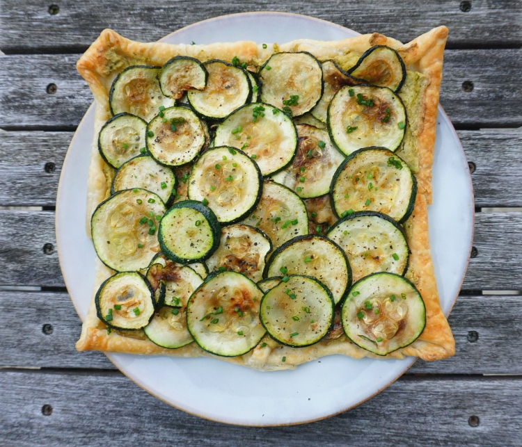 Courgette plaattaart, bladerdeeg