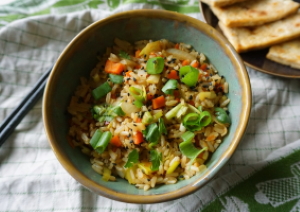 Eenvoudige en snelle vegan Japanse nasi