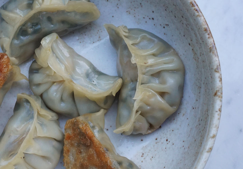 Vegan gyoza met palmkool en shiitake