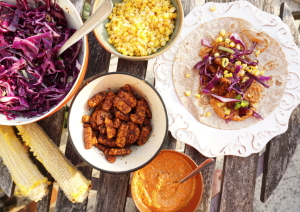 wraps met noten salsa en tempeh